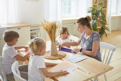 Babysitten: Een makkelijke manier van (bij)verdienen